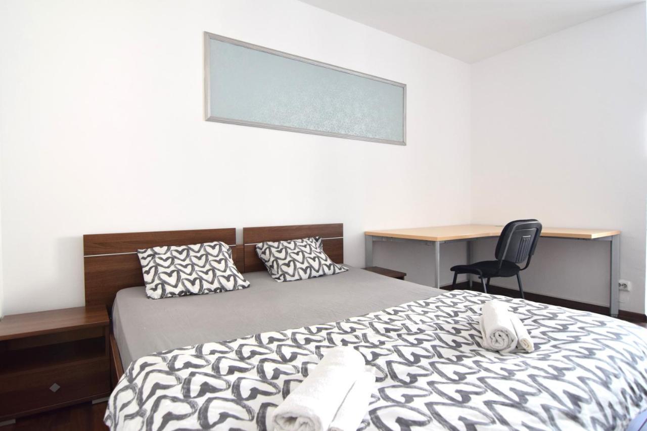 Resedinta Luterana Apartment Bucureşti Ngoại thất bức ảnh