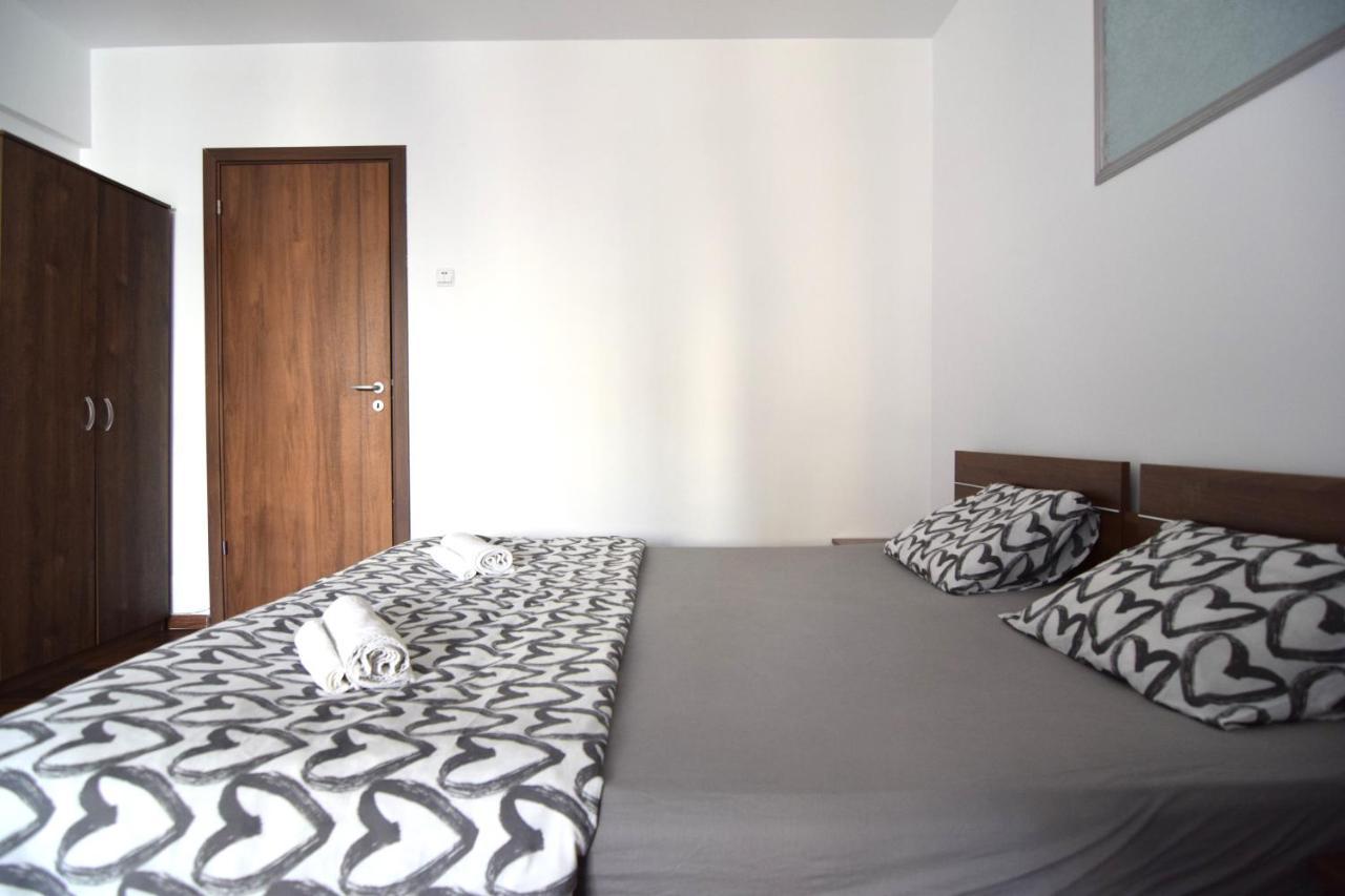 Resedinta Luterana Apartment Bucureşti Ngoại thất bức ảnh