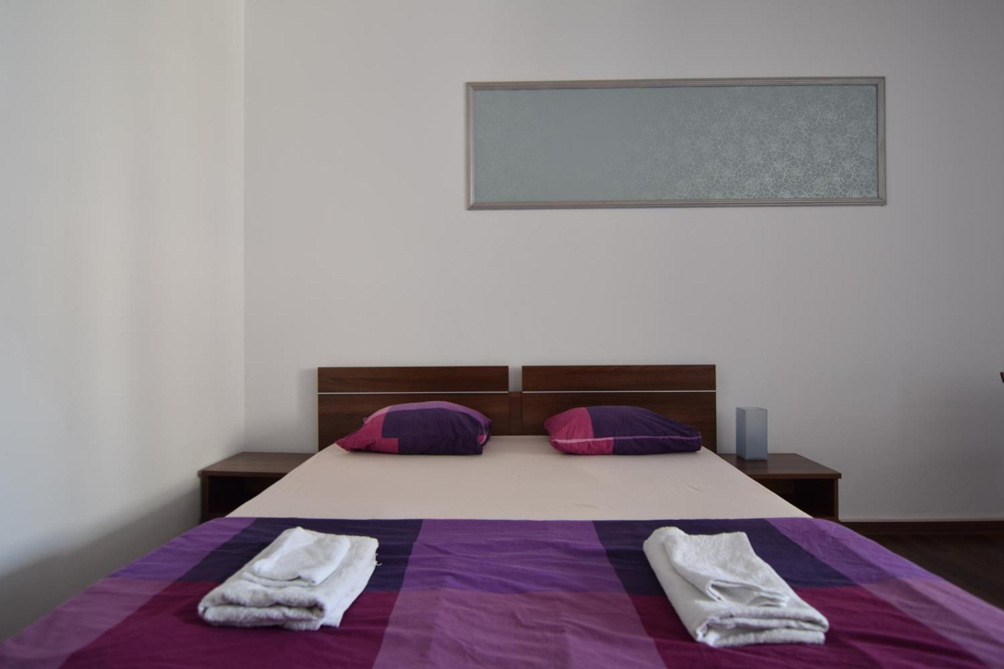 Resedinta Luterana Apartment Bucureşti Ngoại thất bức ảnh